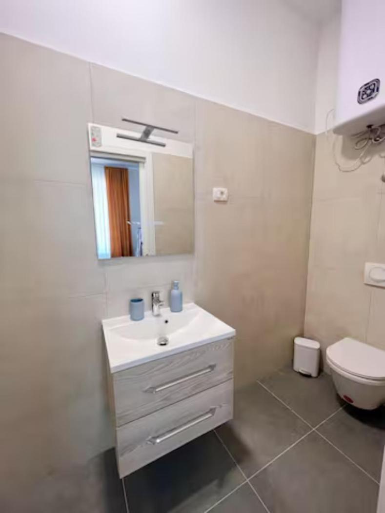 New Stylish & Modern Studio Apart - With Sea View Apartman Póla Kültér fotó
